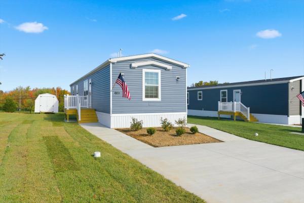 2026 Redman 73 007RENW-1666H22193  Home