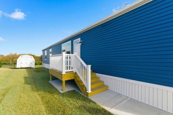 2026 Redman 73 007RENW-1666H22193  Home