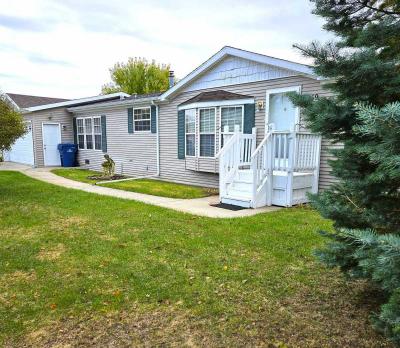 Photo 2 of 29 of home located at 8959 Meadowview Drive Kalamazoo, MI 49009