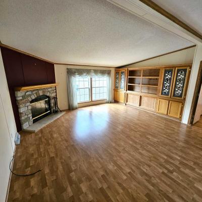 Photo 3 of 29 of home located at 8959 Meadowview Drive Kalamazoo, MI 49009