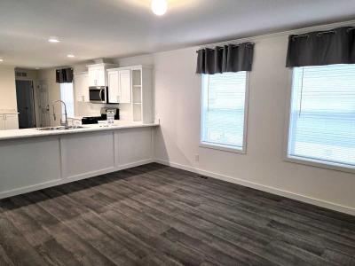 Photo 5 of 18 of home located at 2501 NE Lowry Ave, Lot 311 Saint Anthony, MN 55418