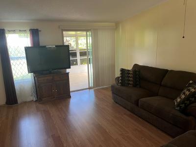 Photo 2 of 11 of home located at 2614 88th Street E Palmetto, FL 34221