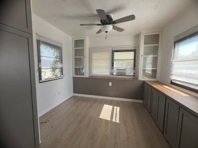 Photo 4 of 31 of home located at 563 Falcon Ave Lakeland, FL 33815