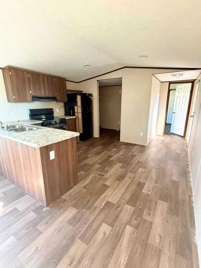 Photo 3 of 13 of home located at 2081 Oakshire Rd Union City, TN 38261