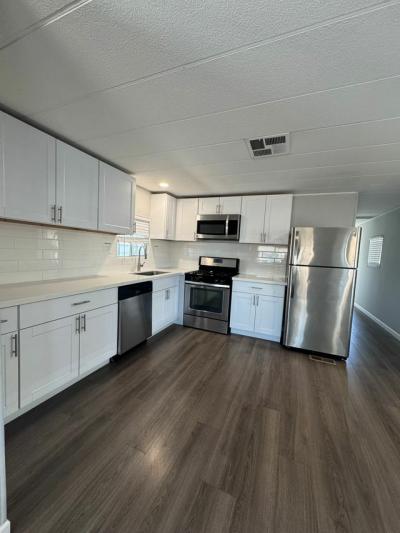 Photo 5 of 18 of home located at 303 South Recker Road Mesa, AZ 85206