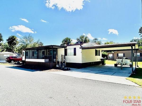 Photo 1 of 2 of home located at 1208 Lee St Leesburg, FL 34748
