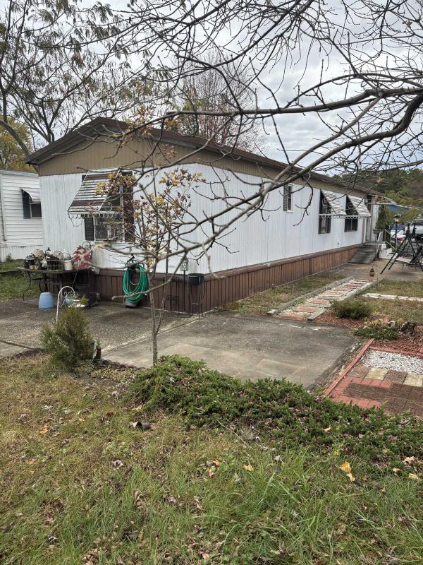 1984 Jef Mobile Home