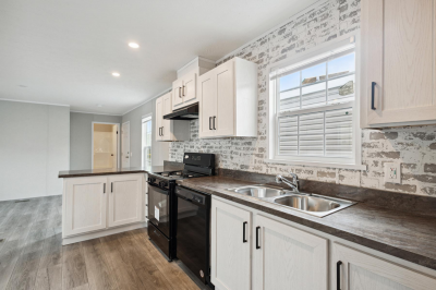 Mobile Home at 100 Landrey Dr. Vincennes, IN 47591