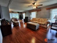 1981 TWIN Mobile Home