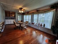 1981 TWIN Mobile Home