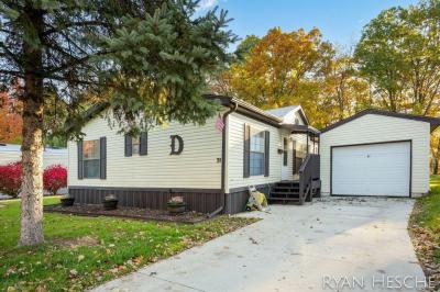 Mobile Home at 1133 Yeomans St Lot 71 Ionia, MI 48846