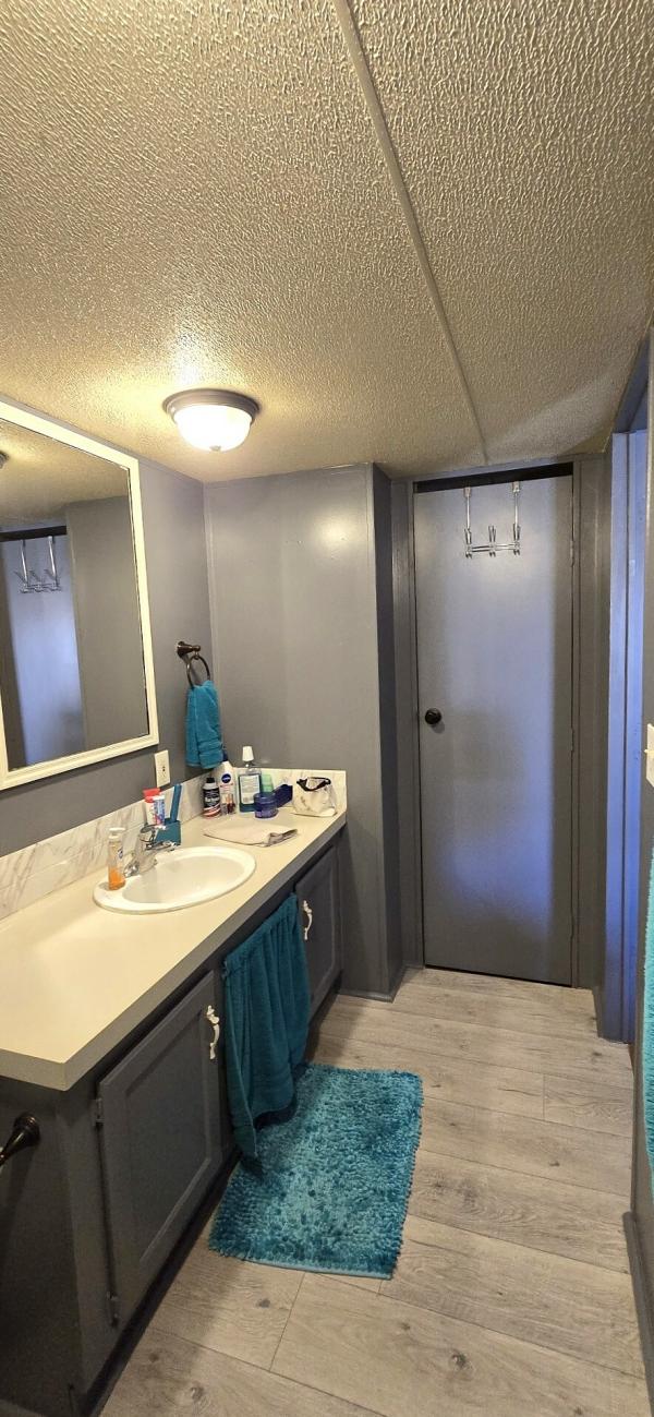 1993 MFHM SPR Manufactured Home