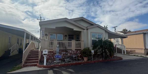 2008 Skyline Palm Springs Anniversary Manufactured Home