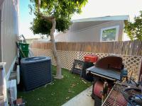 2004 Hallmark 27-1735L Manufactured Home