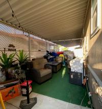 2004 Hallmark 27-1735L Manufactured Home