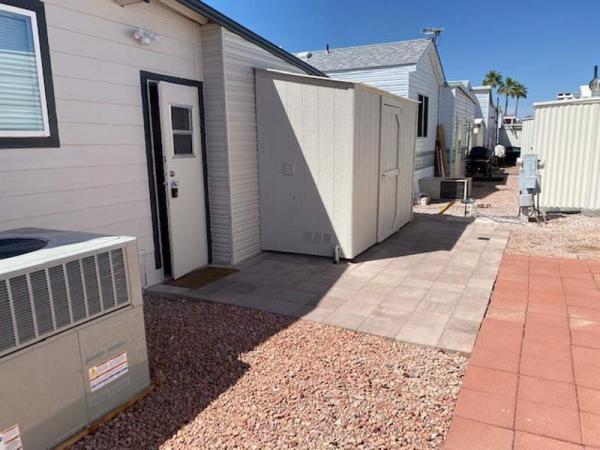 1990 Skyline Manufactured Home