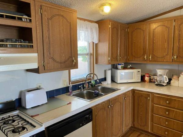 2000 Cavco Manufactured Home