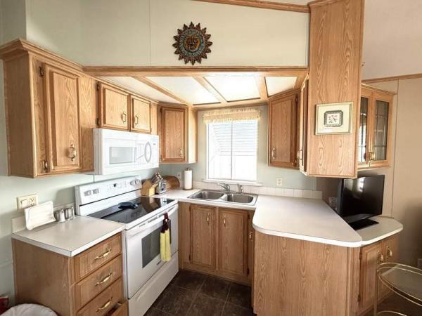 1993 Cavco Manufactured Home