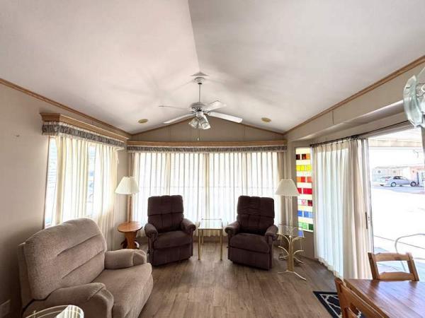 1993 Cavco Manufactured Home