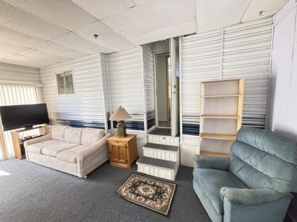 1993 Cavco Manufactured Home