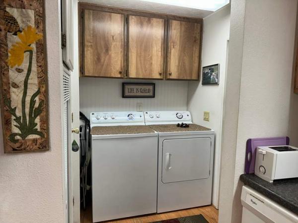 1985 Redman Manufactured Home