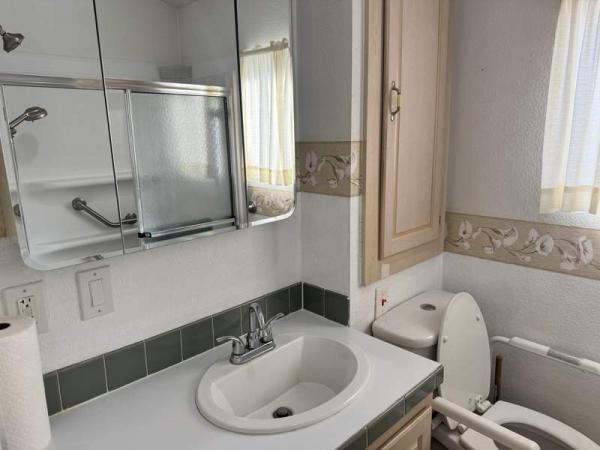 2000 Skyline Manufactured Home