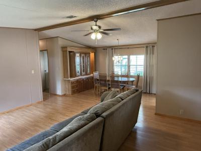 Photo 4 of 33 of home located at 1332 Calle Bonita Dr. Port Orange, FL 32129