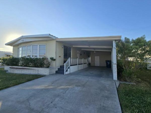 Photo 1 of 2 of home located at 110 49th Ave. West Bradenton, FL 34207