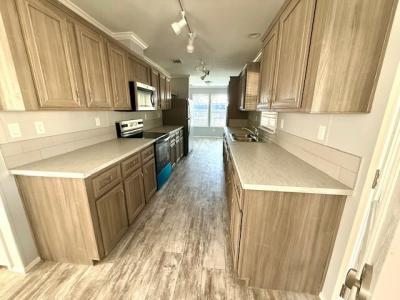 Photo 2 of 20 of home located at 2550 State Rd. 580 #0617 Clearwater, FL 33761