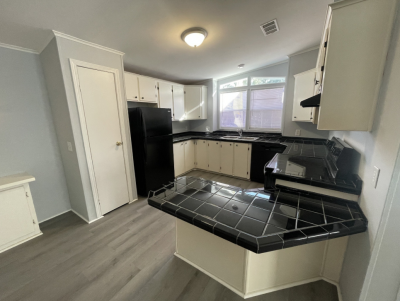 Photo 3 of 12 of home located at 507 Bluff Drive Auburndale, FL 33823