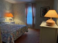 1989 BARR HS Manufactured Home