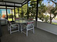 1989 BARR HS Manufactured Home