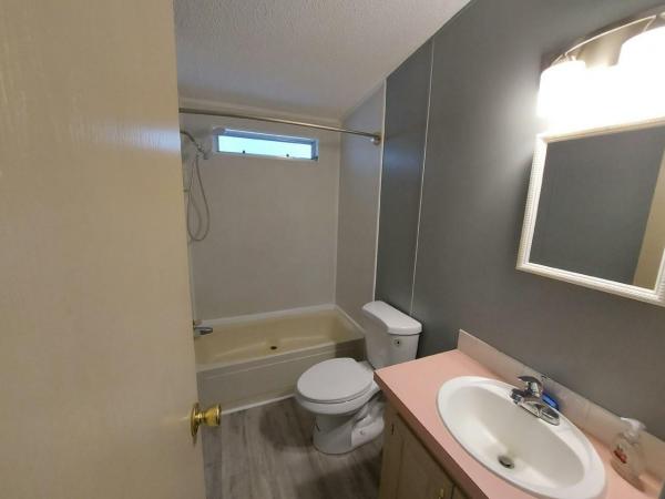 1992 Fleetwood Barrington 3322K Manufactured Home