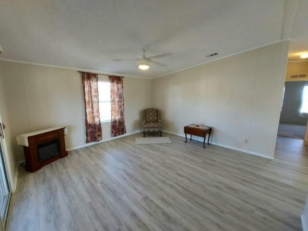 1992 Fleetwood Barrington 3322K Manufactured Home