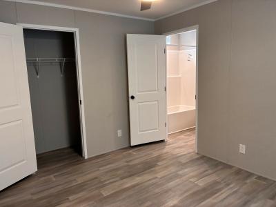 Photo 4 of 8 of home located at 2254 Maclaren Dr Highland, MI 48357