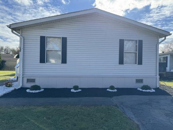 1988 Commodore Mobile Home For Sale