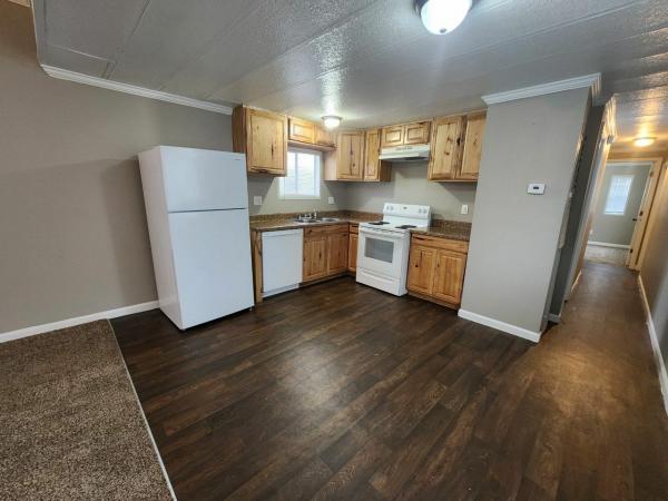 1977 Chateau Mfg Co Inc. Gemini I Mobile Home