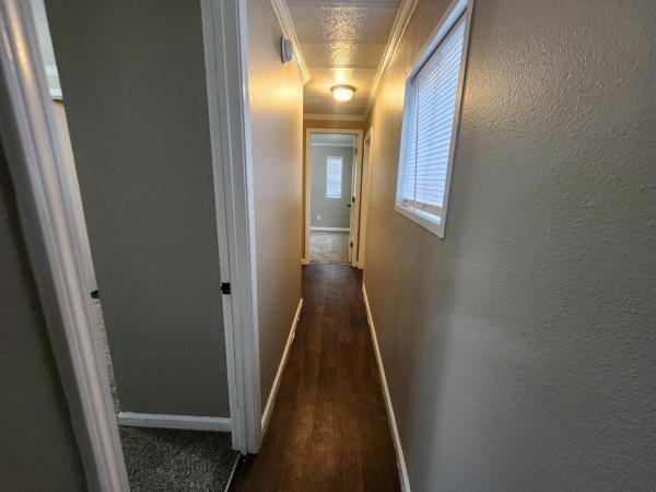 1977 Chateau Mfg Co Inc. Gemini I Mobile Home