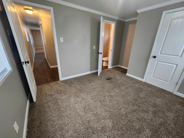 1977 Chateau Mfg Co Inc. Gemini I Mobile Home