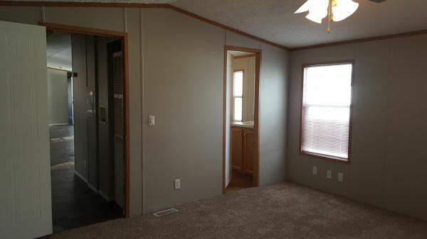 2004 Fleetwood Broadmore Mobile Home