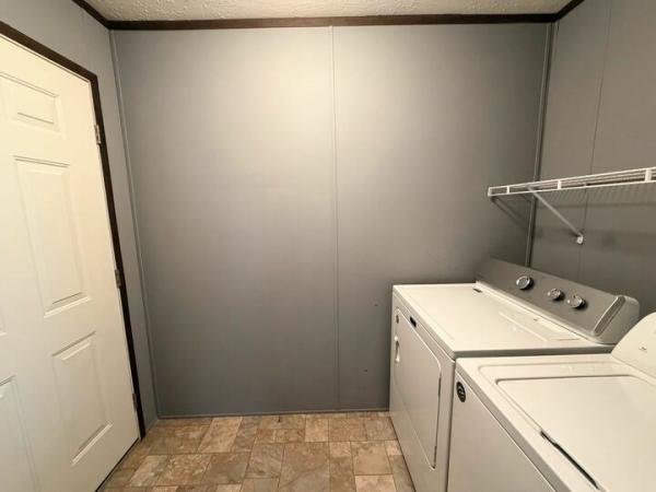 2018 Redman Advantage II  Home