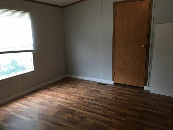 2001 Skyline Winner Mobile Home