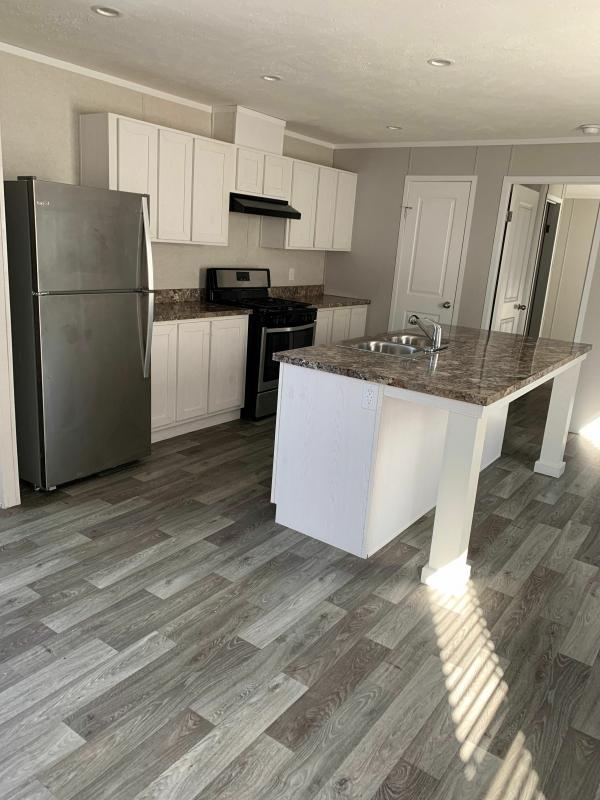 2022 Champion Redman Foundation Mobile Home