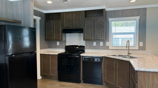 2021 American Homestar Corp Metro Mobile Home