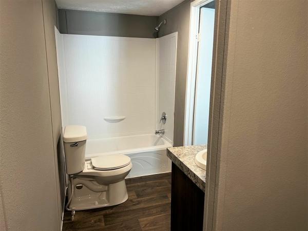 2018 Clayton Homes Inc Tru MH Mobile Home