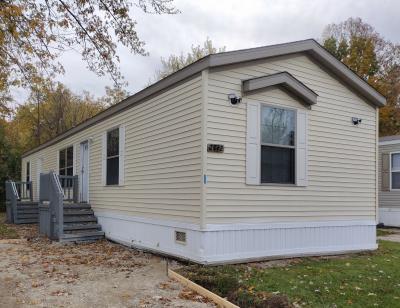 Mobile Home at 2442 Gena Ann Flint, MI 48504