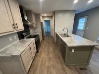 2025 76CEJ16663AH25  Home