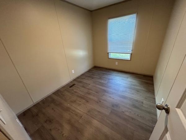 2025 76CEJ16663AH25  Home