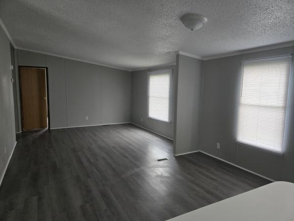 Photo 1 of 2 of home located at 4303 Brimstone Rd. Fort Wayne, IN 46825