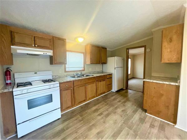 2000 Fairmont Homes Mobile Home For Sale